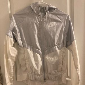 Nike windbreaker jacket